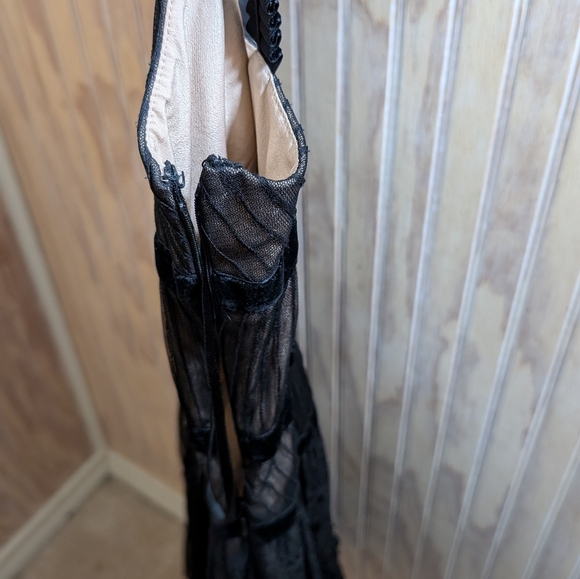 Vintage BGBG Maxazria Tulle and Black Velvet Midi Cocktail Dress Size 4 - Picture 9 of 9